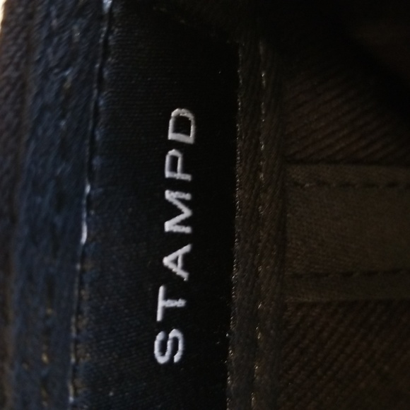 Designer cap "EARTH" - Picture 5 of 5